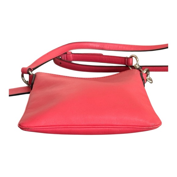 Authentic Coach Coral Leather Legacy Swingpack Crossbody Bag! COA - Picture 7 of 10